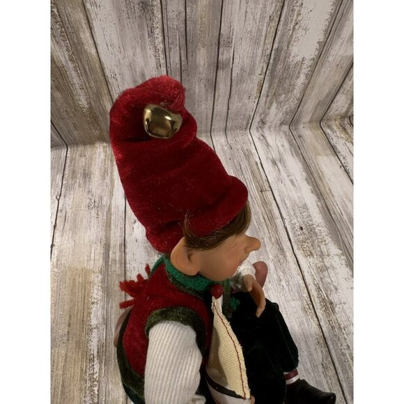 Celebrate It Treasured Darling Toymaker Elf With A Boat Karen Didion Style - Picture 9 of 9